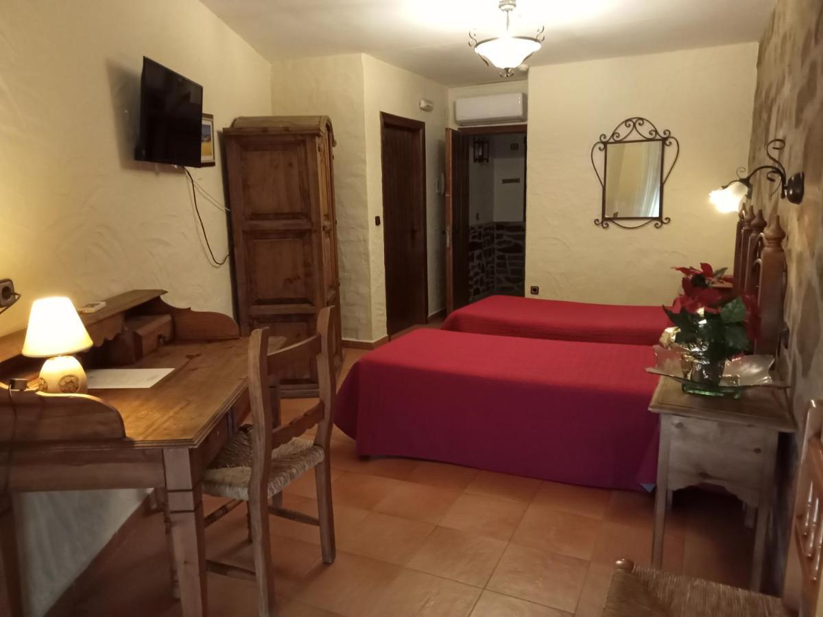Hotel Villa De Berzocana 외부 사진