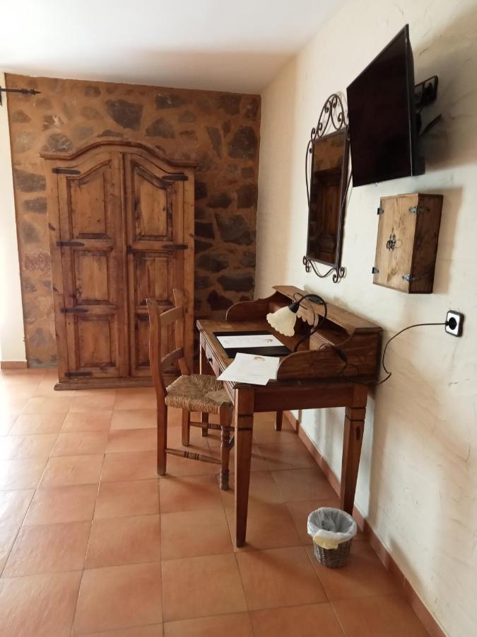 Hotel Villa De Berzocana 외부 사진
