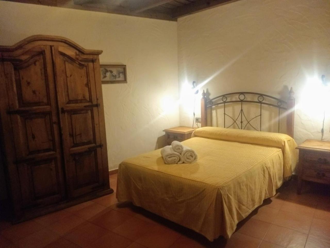 Hotel Villa De Berzocana 외부 사진