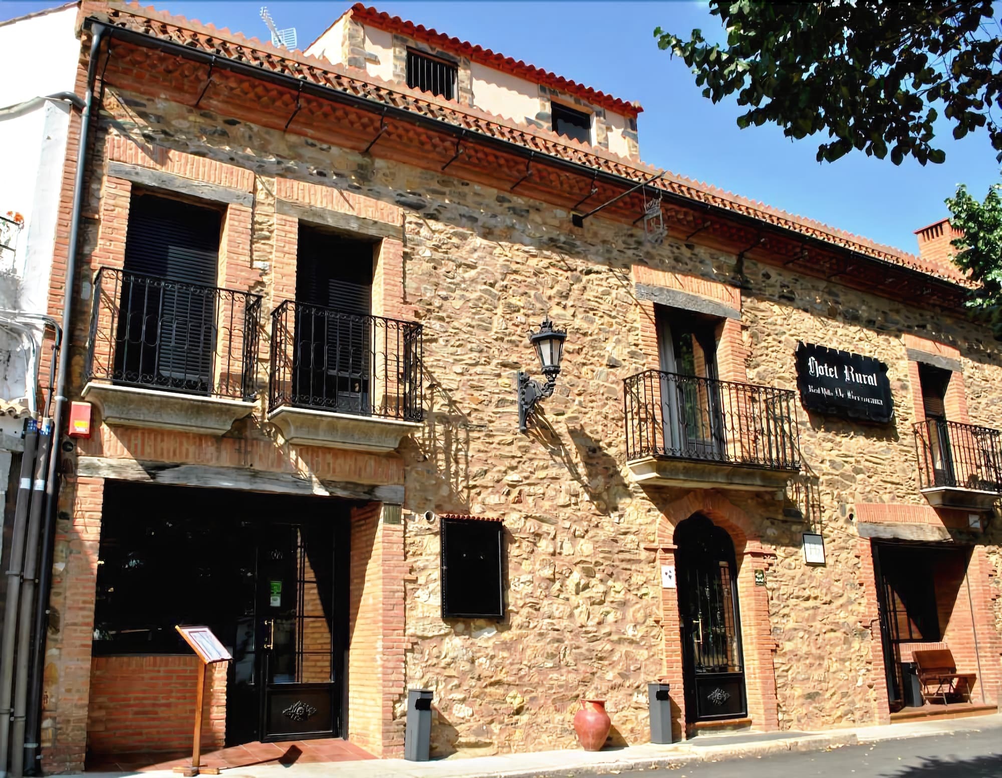 Hotel Villa De Berzocana 외부 사진