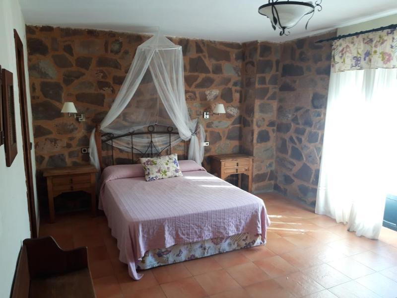 Hotel Villa De Berzocana 외부 사진